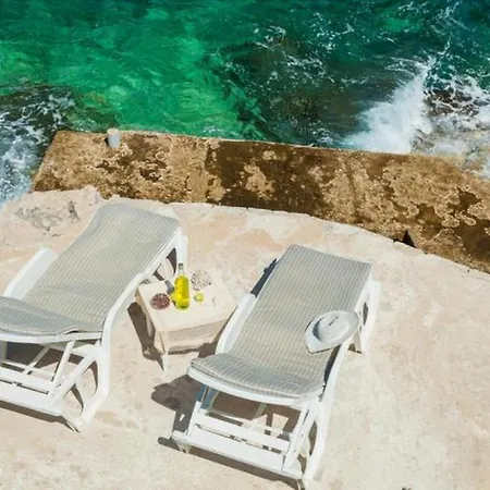 Luna بيت للعطل