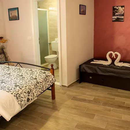 Luna بيت للعطل