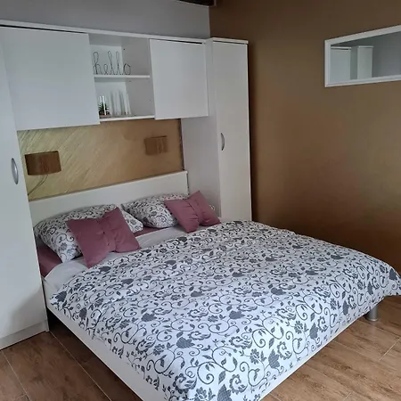 Holiday home Luna